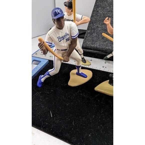 Starting Lineup Figurines (Set of 7) Adjustable MLB, NBA, NFL - Picture 8 of 11